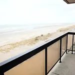 Apartment In With Sea Views