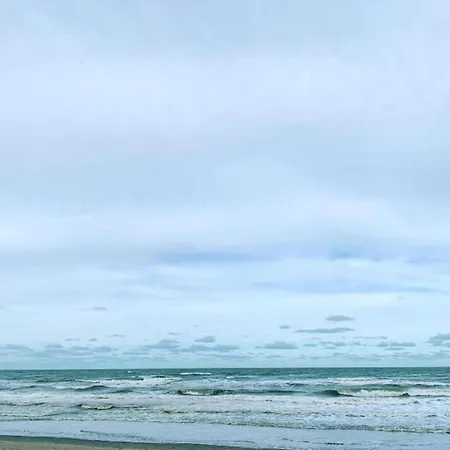 Daire In With Sea Views